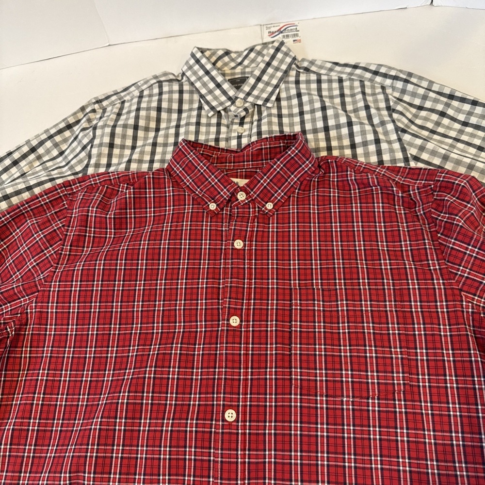 Lot of 2 Men's X-Large Gap Dress Shirts, Red Plaid Black White Checked Non Iron